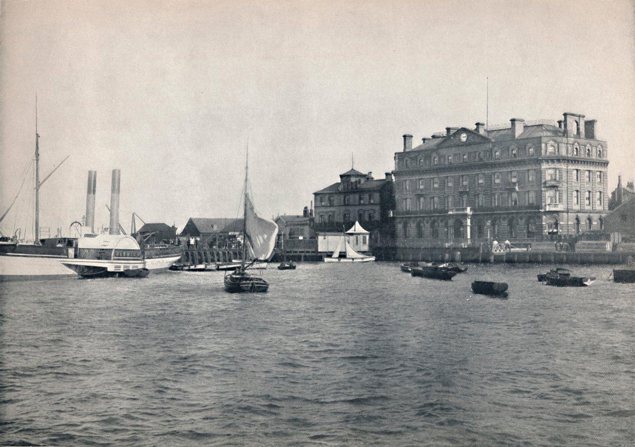 Harwich - Le quai et le Grand Hôtel de l