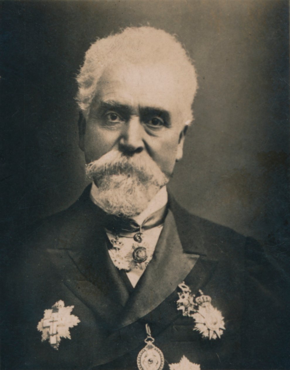 Hiram Stevens Maxim, 1840-1916. Inventeur et ingénieur britannique d