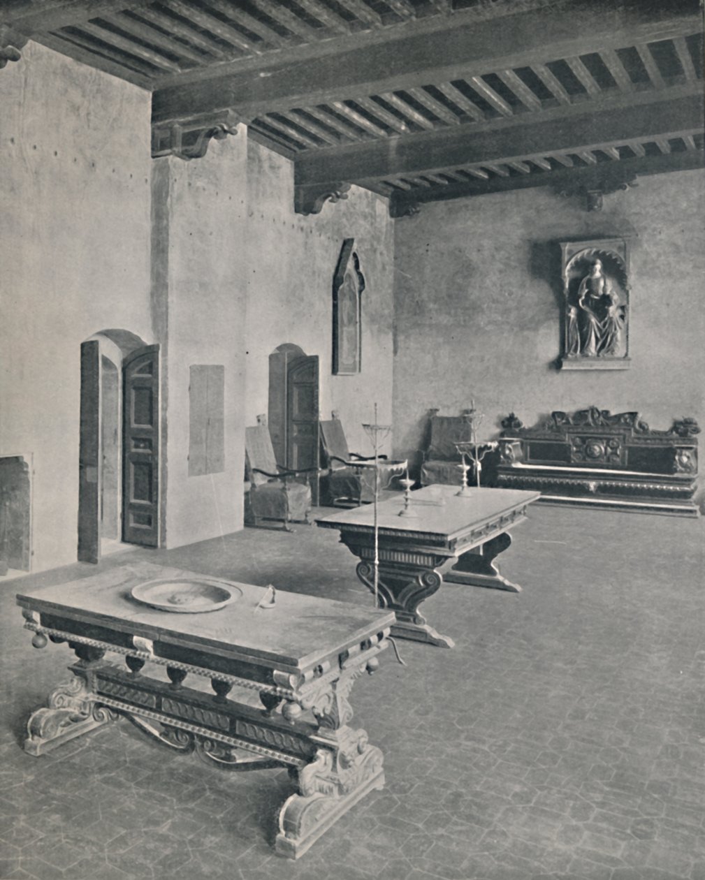 Intérieur du Palazzo Davanzati, Florence. Avec deux tables du XVIe siècle - Unbekannt