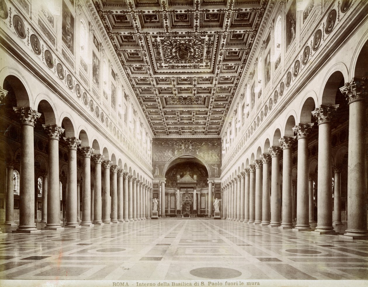 Intérieur de la basilique Saint-Paul-hors-les-Murs, Rome, Italie, fin XIXe ou début XXe siècle - Unbekannt
