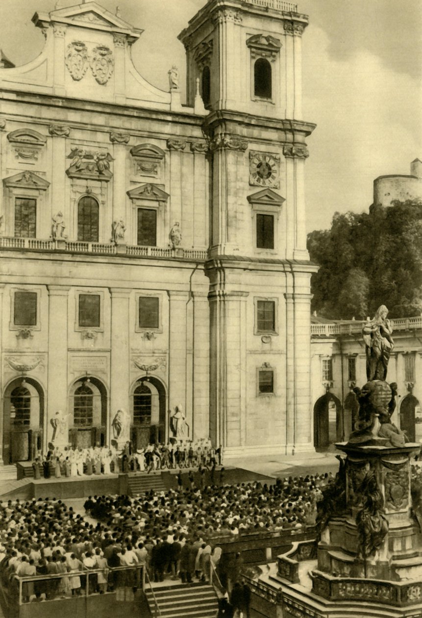 Jedermann joué devant la cathédrale de Salzbourg, Salzbourg, Autriche, vers 1935 - Unbekannt
