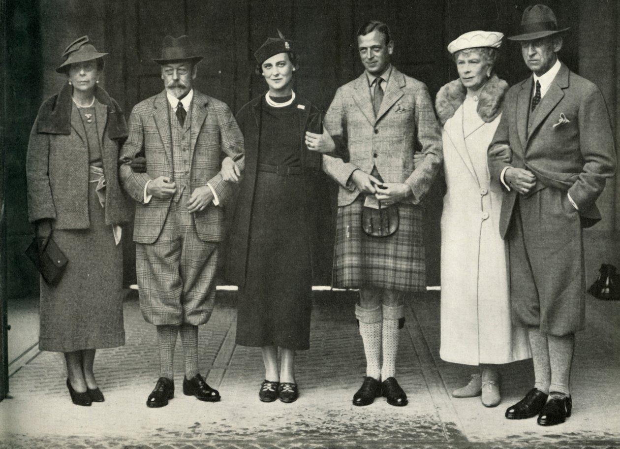 Le roi George V, la reine Mary, le prince George, la princesse Marina... à Balmoral en 1934, 1951 - Unbekannt