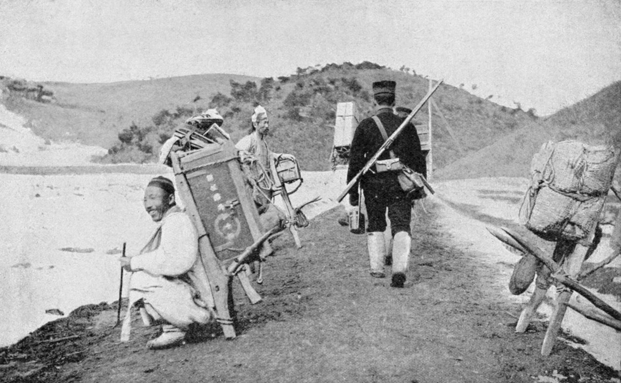Coolies coréens agissant comme porteurs pour les soldats japonais, guerre russo-japonaise, 1904-1905 - Unbekannt