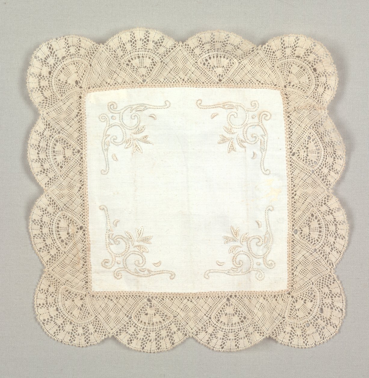 Dentelle, 19e siècle - Unbekannt