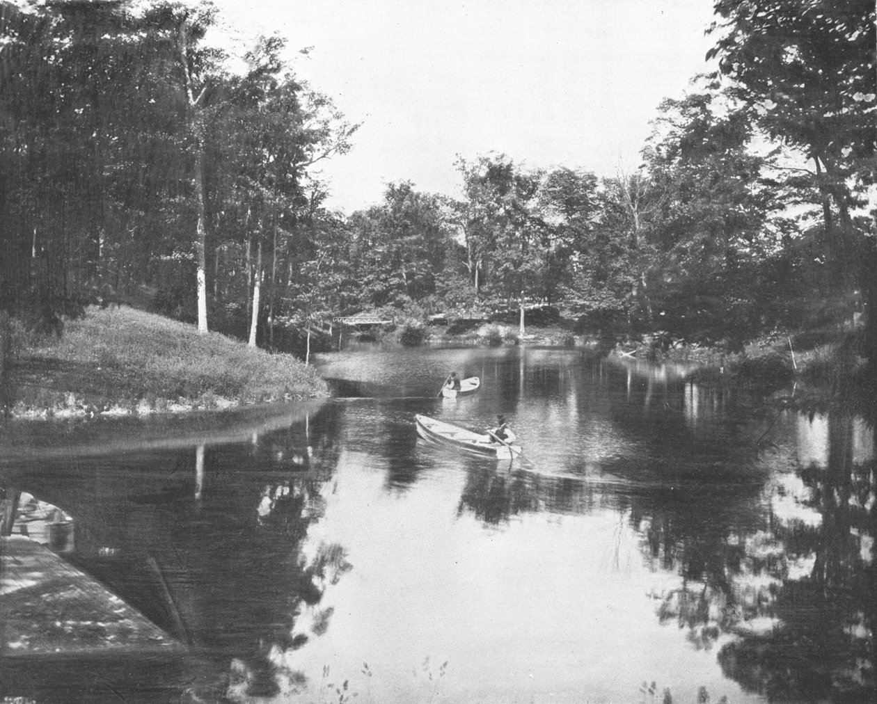Petit lac dans les jardins de la maison des soldats, Milwaukee, Wisconsin, USA, vers 1900 - Unbekannt