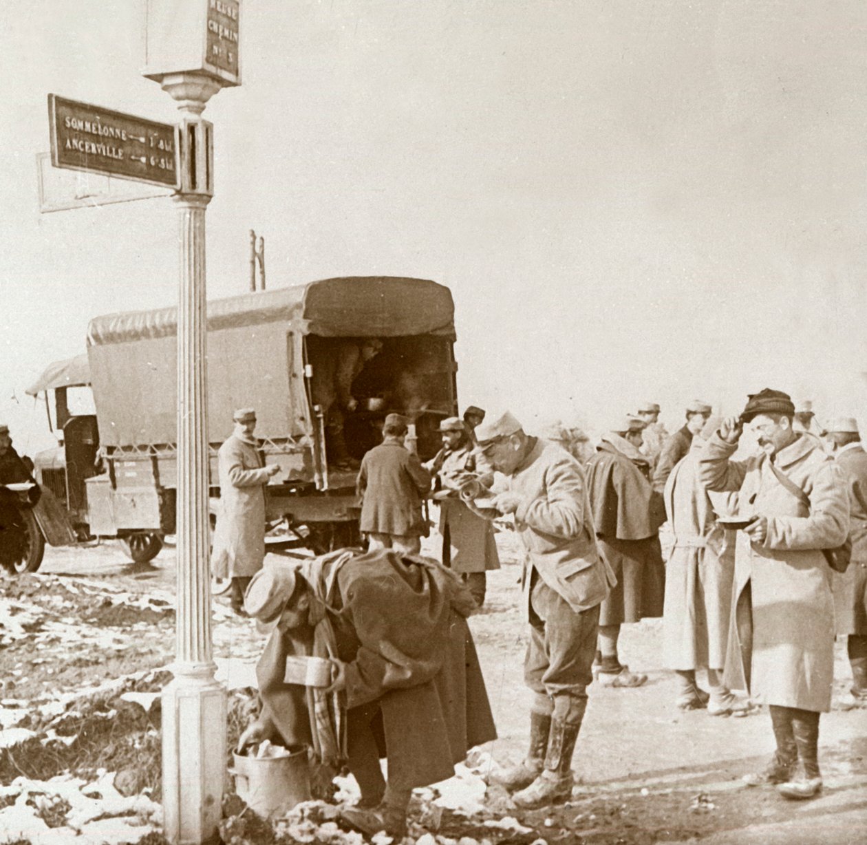 Cuisine mobile sur la Voie Sacrée, Verdun, nord de la France, vers 1914-1918 - Unbekannt
