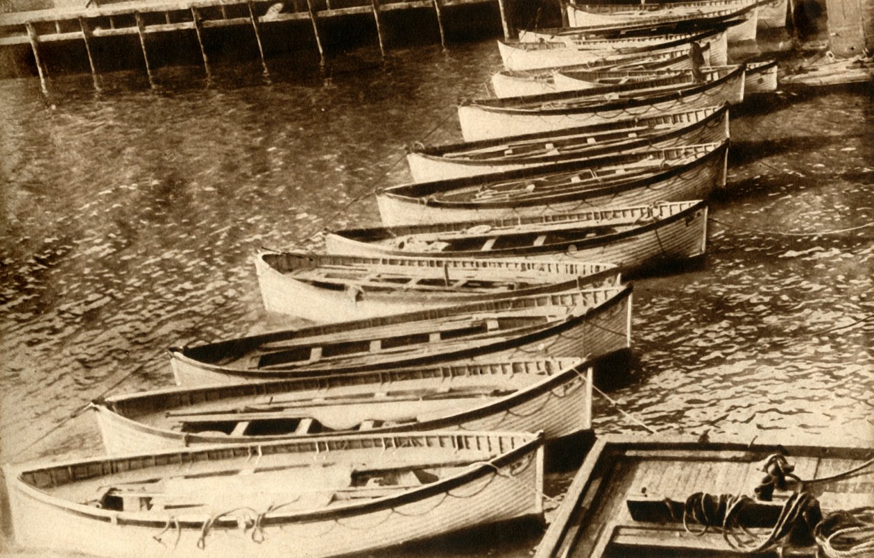 Preuve muette de la tragédie : Tout ce qui restait du plus grand navire du monde, 1912, 1933 - Unbekannt