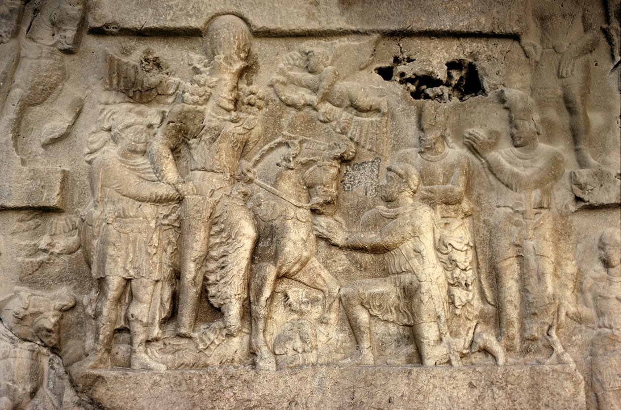 Relief rupestre représentant le roi sassanide Shapur I (241-72) l