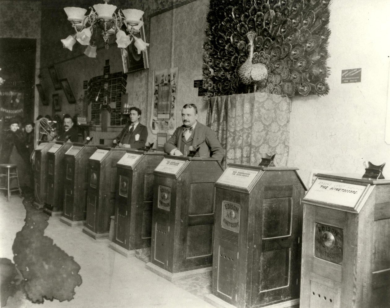 Salon de San Francisco avec kinétoscopes, 1894-1895 - Unbekannt