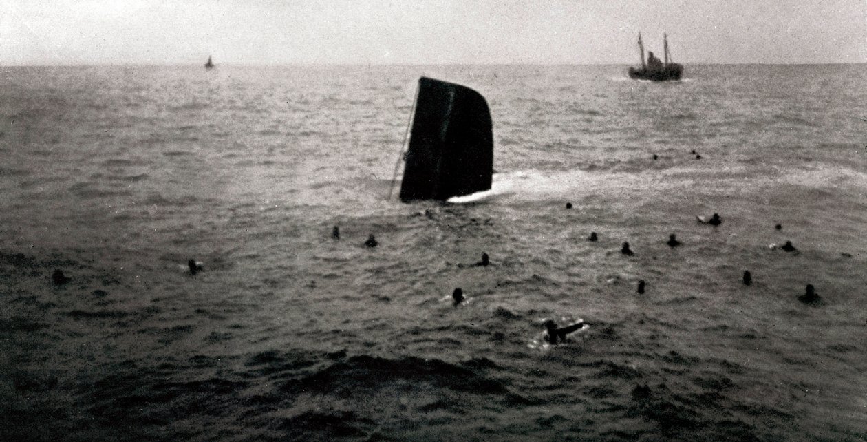 Naufrage du sous-marin républicain B6, août 1936 (photo n/b) - Unbekannt