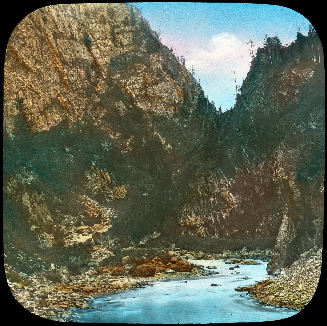 Rivière Sindh, passant sous les falaises de Sonamarg, Cachemire, Inde, fin 19e ou début 20e siècle - Unbekannt