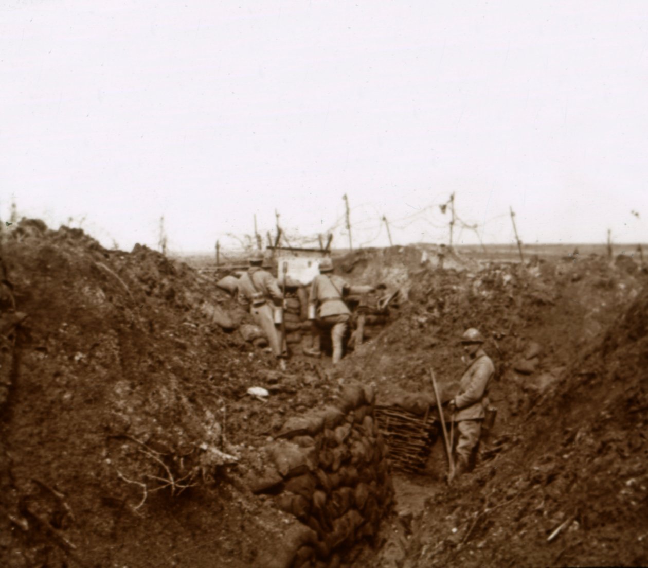 Soldats dans les tranchées, Massiges, nord de la France, vers 1914-1918 - Unbekannt