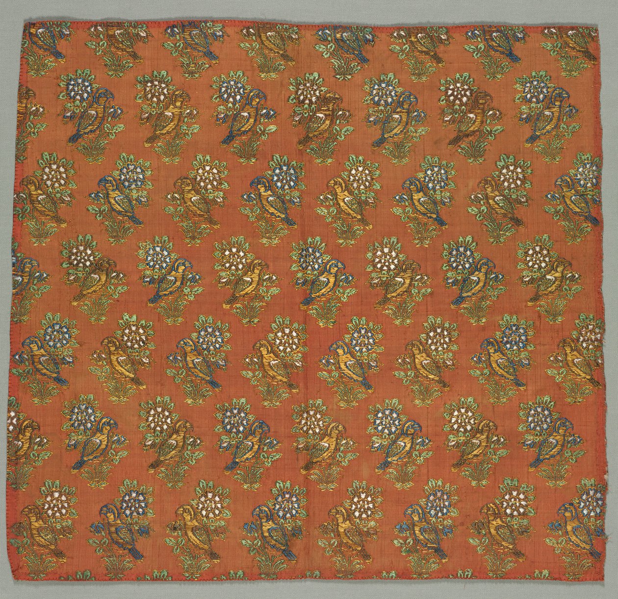 Fragment de taffetas avec motif Gul-u-Bulbul Rose et Rossignol, XVIIIe siècle - Unbekannt