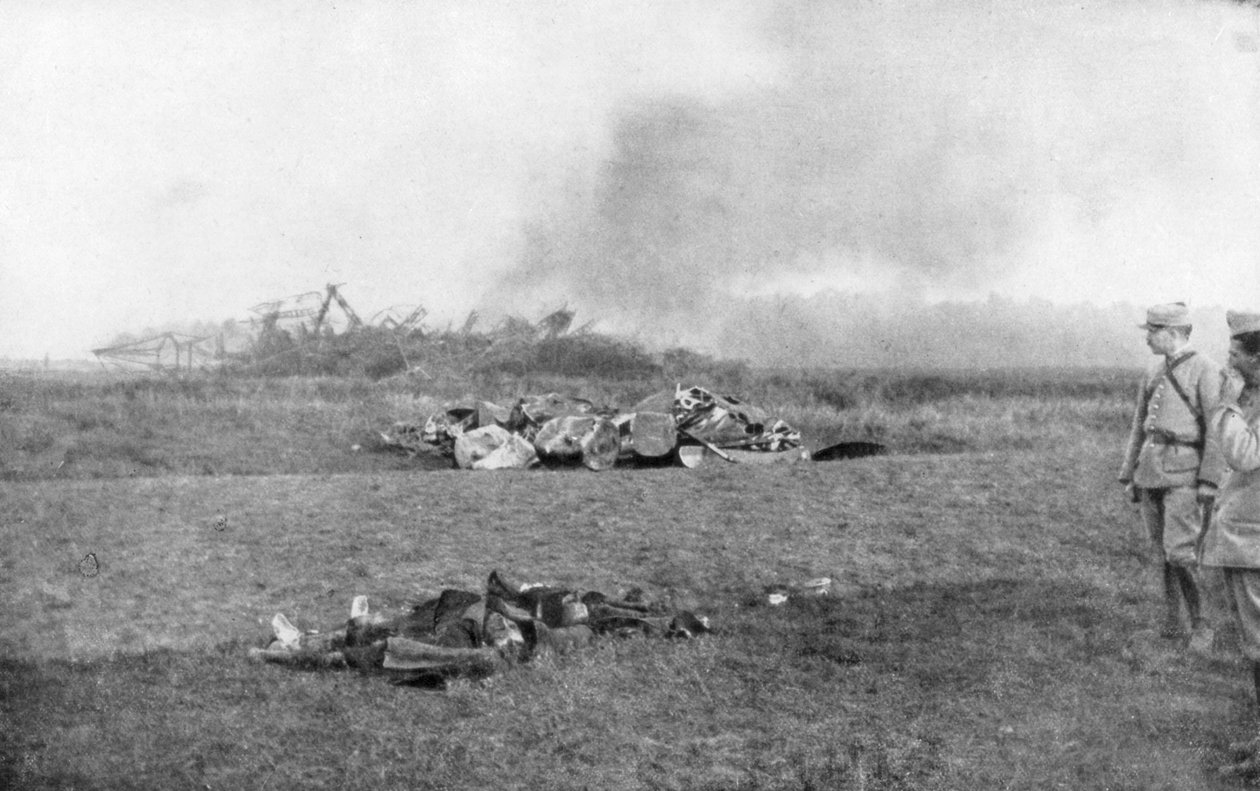 La carcasse du Zeppelin LZ93 L44, Saint-Clément, France, 20 octobre 1917 - Unbekannt