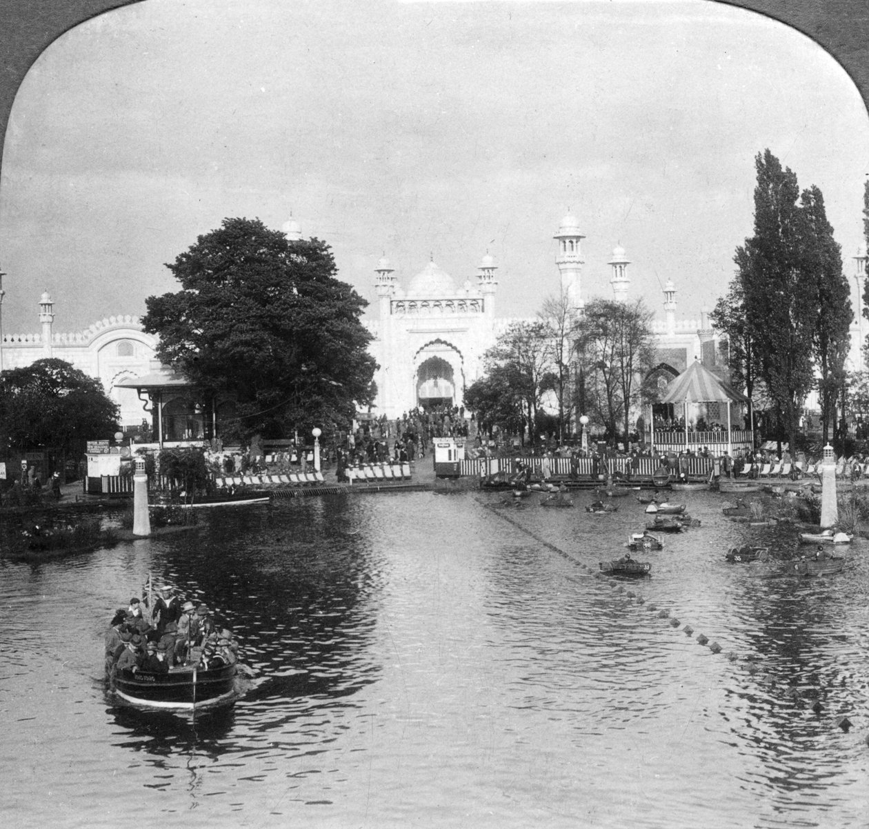 Le lac à l