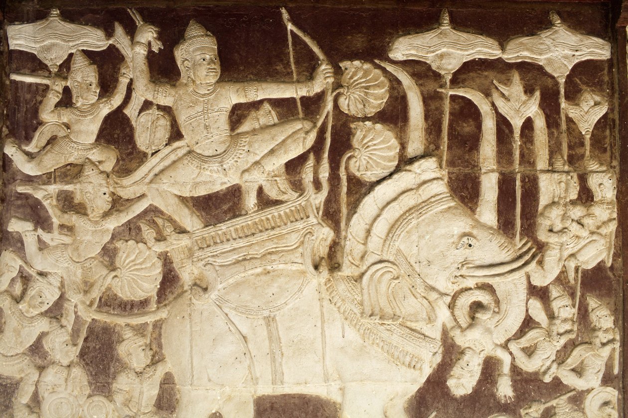 Wat Ounalom : sculpture représentant une scène de bataille du Ramayana, Phnom Penh, Cambodge - Unbekannt