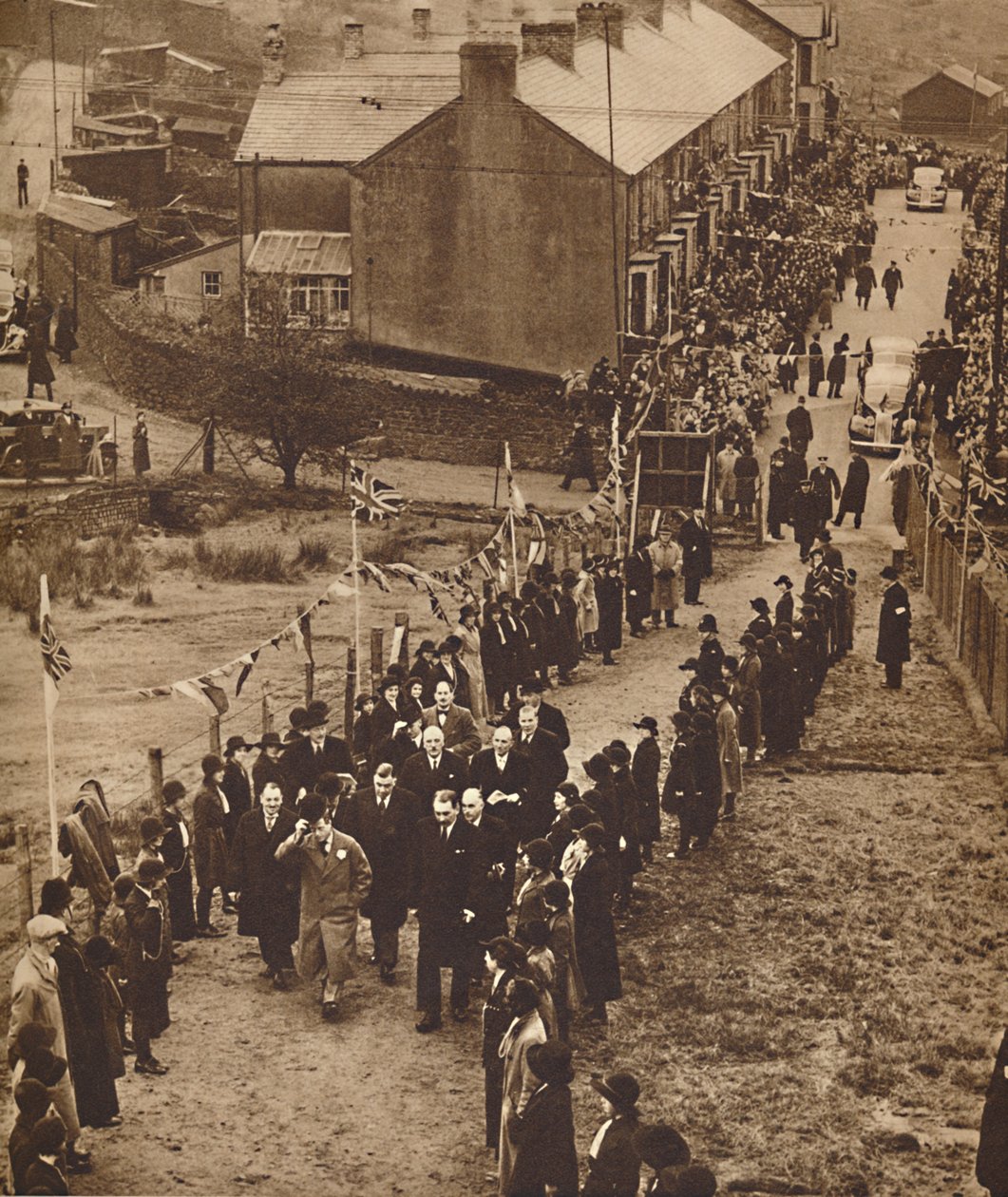 Accueilli au Monmouthshire - Le roi Édouard à Abertillery, nov 1936 - Unbekannt