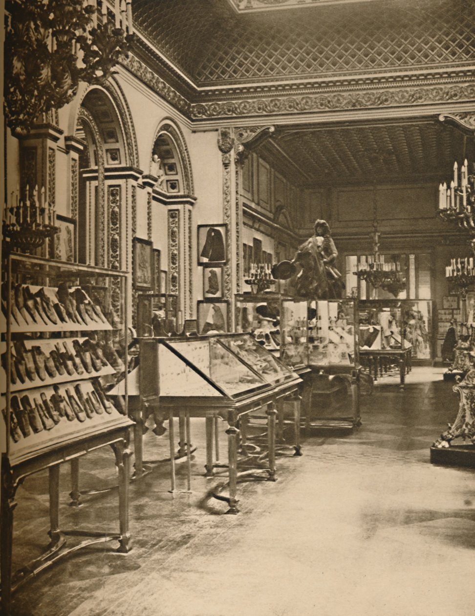 Ce que les Londoniens portaient autrefois exposé à Lancaster House, vers 1935 - Unbekannt