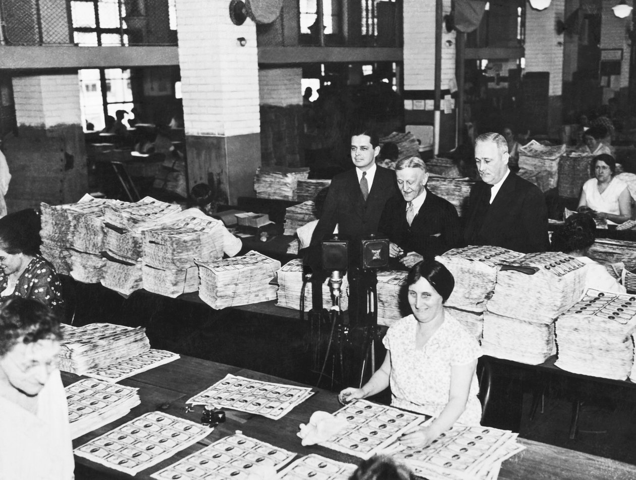 Travailleurs fabriquant de l