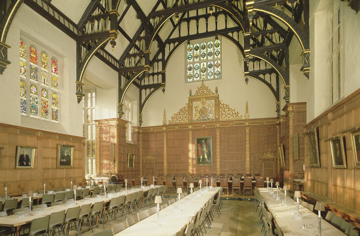 Vue intérieure de la salle à manger montrant le plafond à poutres martelées, Collège Trinity, Cambridge - Unbekannt Unbekannt