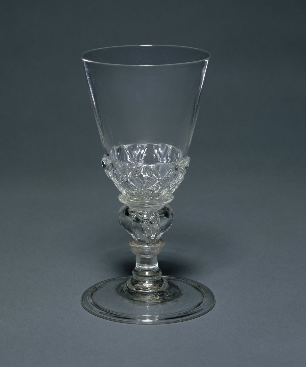 Gobelet en verre au plomb : Façon de Venise, vers 1680 - Unbekannt Unbekannt