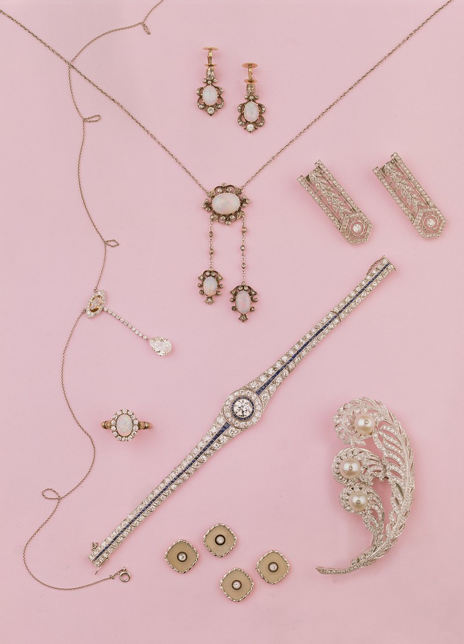 Sélection de bijoux édouardiens et Art Déco : boucles d