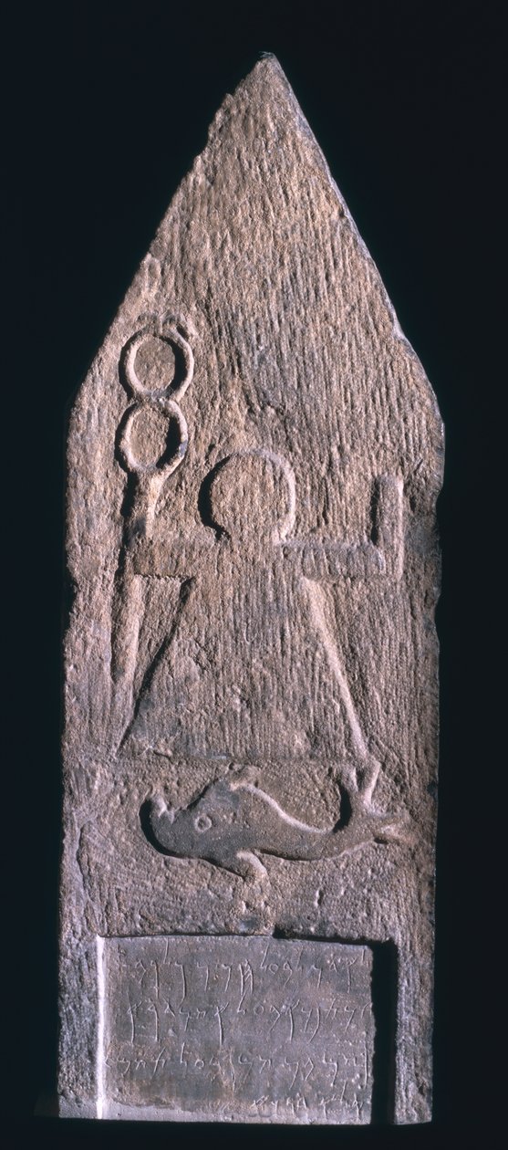 Stèle votive représentant Tanit, déesse de Carthage, tenant un caducée avec un dauphin et une inscription en dessous, phénicienne, de Tophet El-Horfa, Algérie, IIe-Ier siècle av. J.-C. - Unbekannt