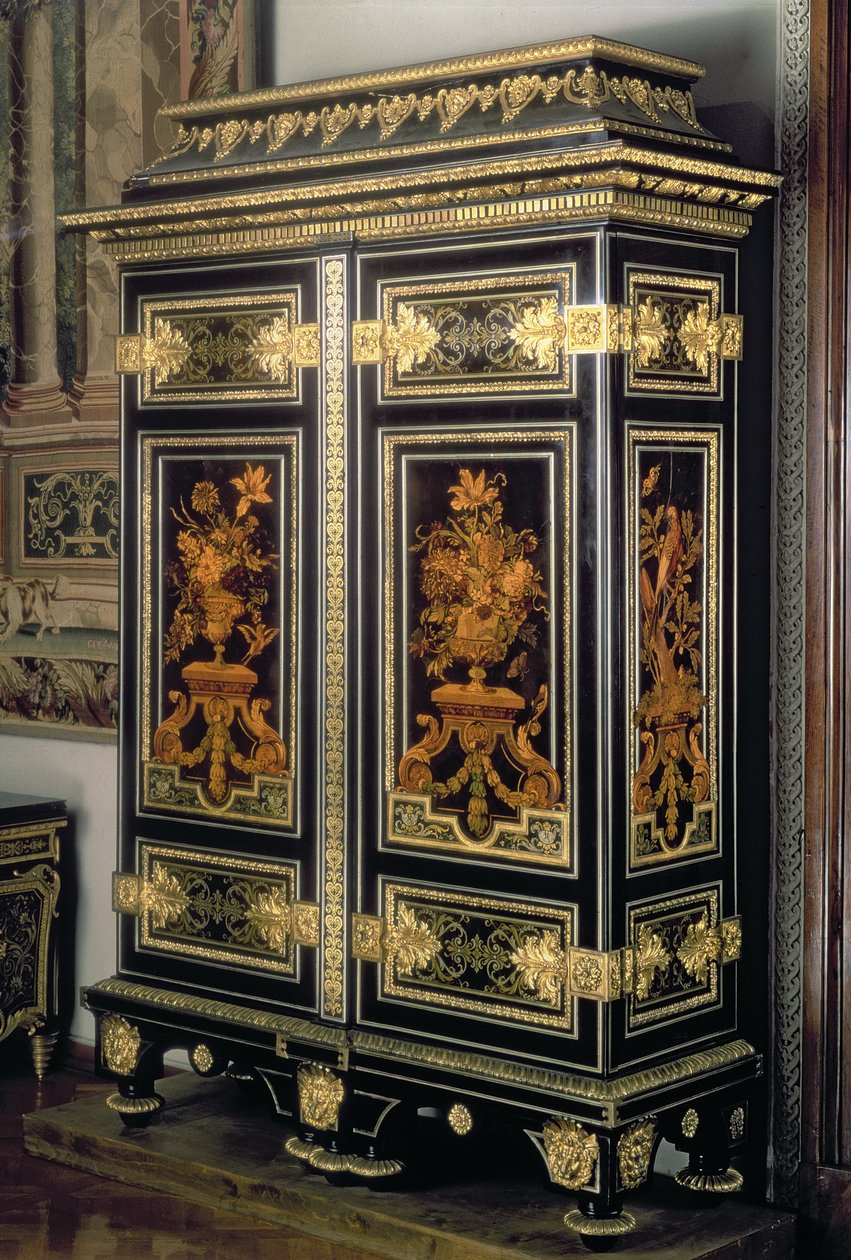 Armoire, avec décoration en marqueterie, par André Charles Boulle (1642-1732), Paris, fin 17e siècle - Unbekannt
