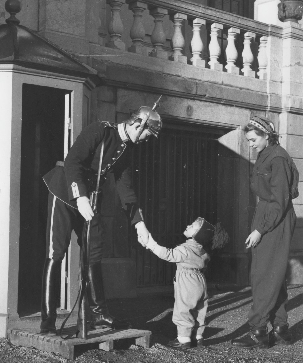 Carl XVI Gustaf enfant dans le parc du château de Haga à Stockholm - Unbekannter Künstler