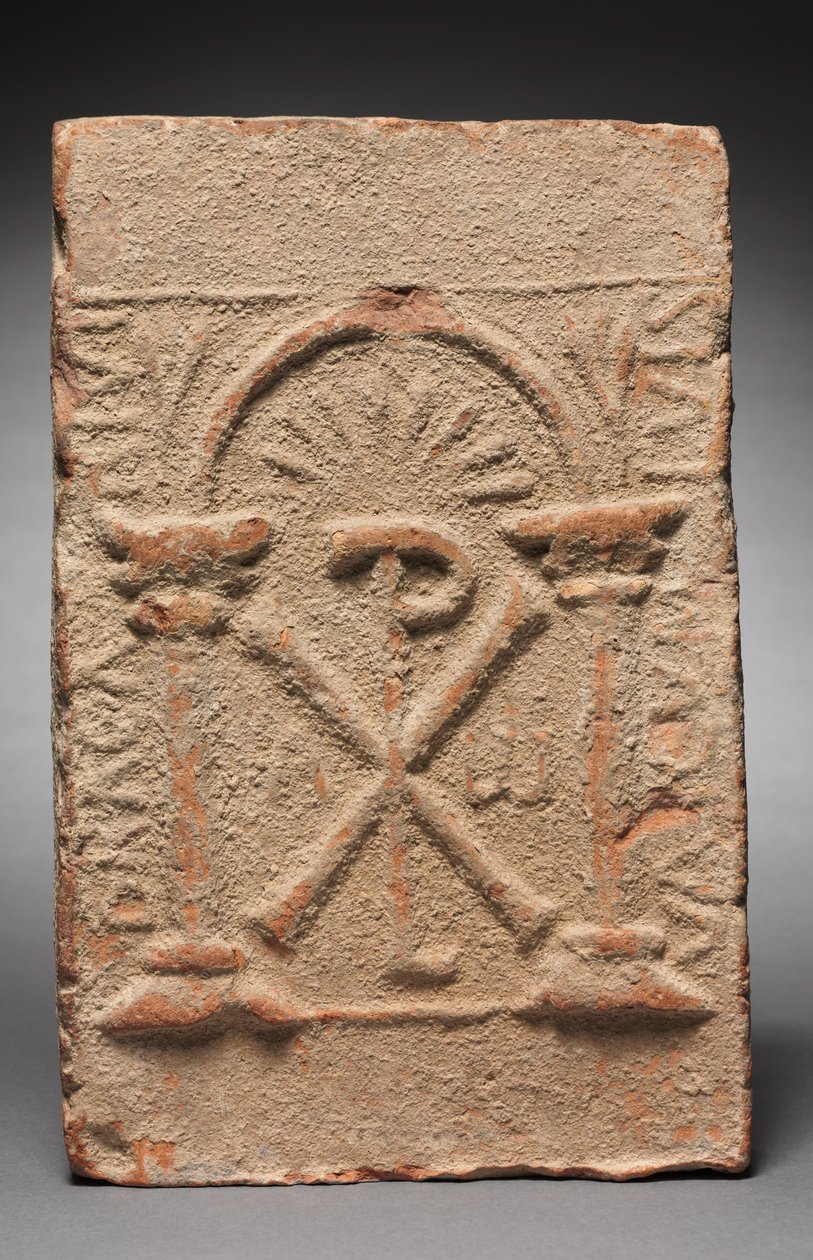 Plaque de tombeau columbarium avec le monogramme du Christ, 500-800 - Unbekannt