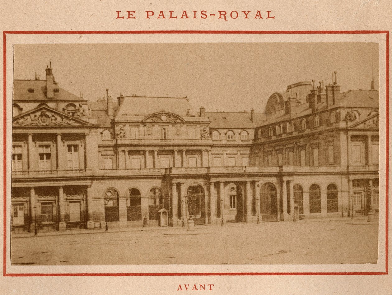 Commune de Paris (1871) : vue du Palais-Royal (Palais Royal) à Paris avant l