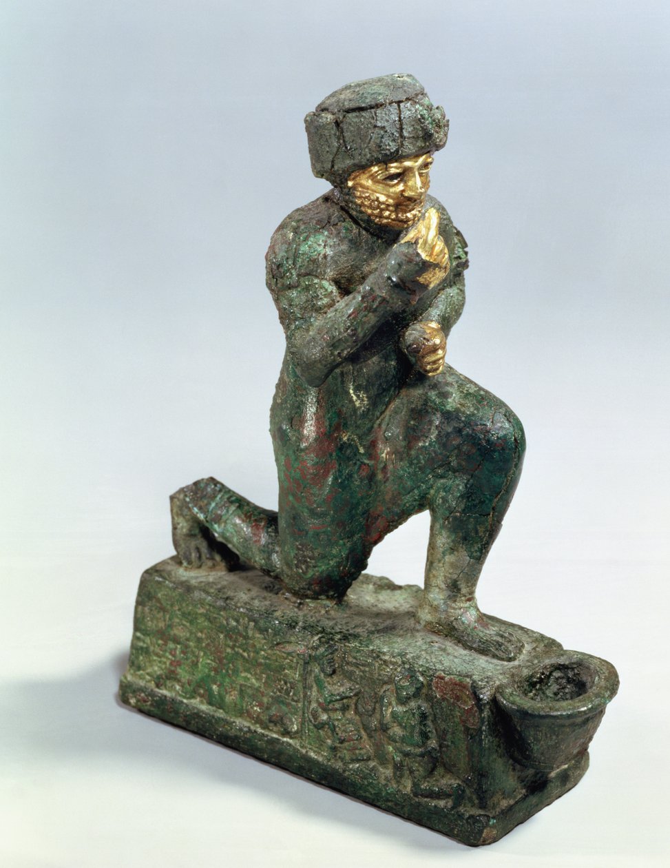 Hammurabi, roi de Babylone, priant devant un arbre sacré, vers 1750 av. J.-C. (bronze et or) - Unbekannt