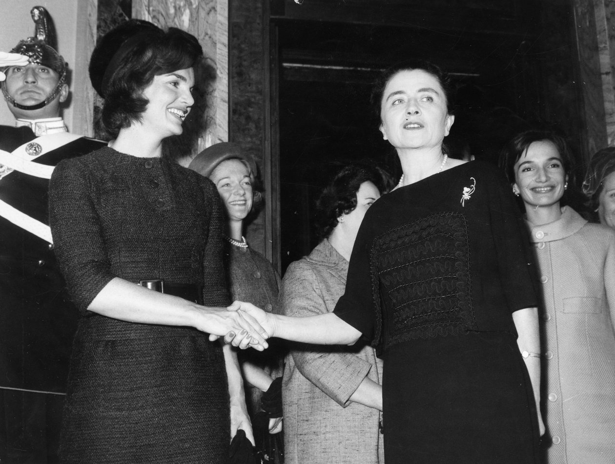Jacqueline Kennedy avec Carla Gronchi. Rome. 1962. - Unbekannt