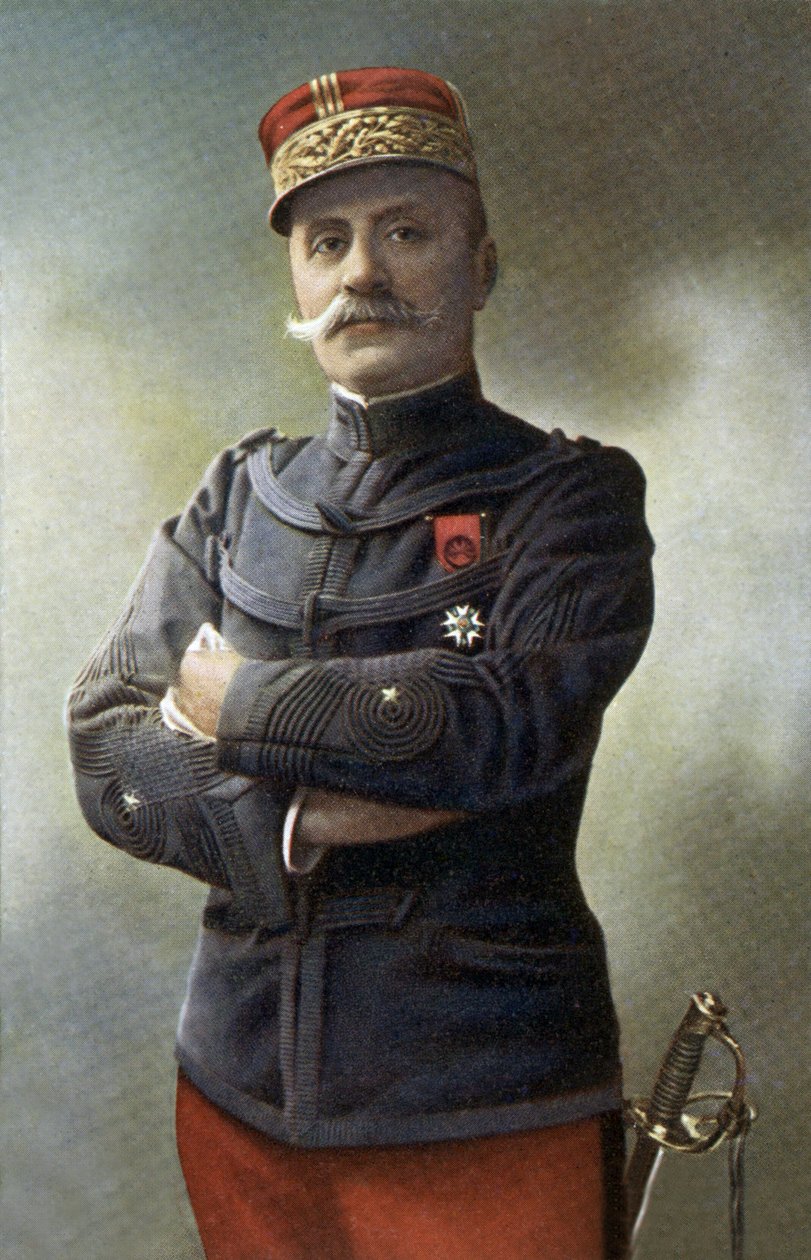 Maréchal Ferdinand Foch (1851-1929), Général de division dans l