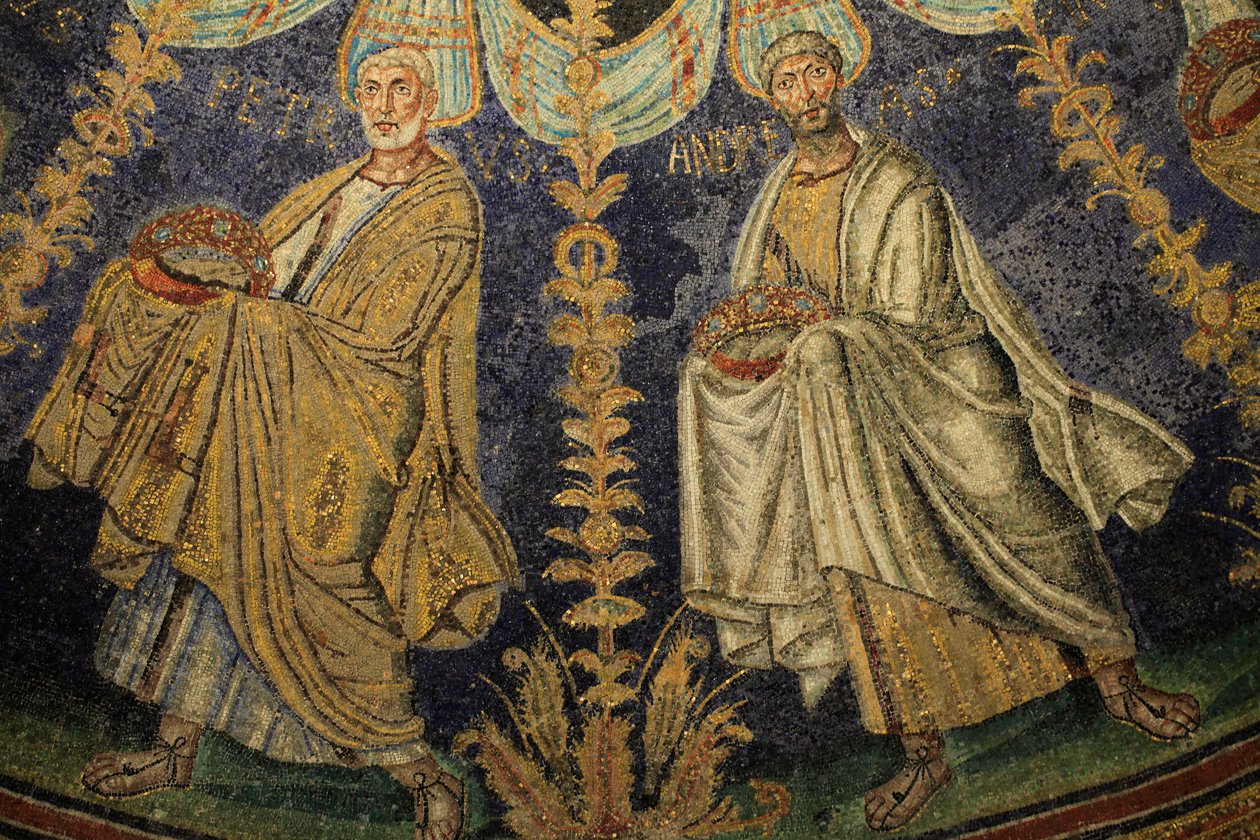Mosaïque du plafond du Baptistère de Néon. Détail de la procession des douze apôtres autour de la mosaïque centrale dans deux directions, se terminant par la rencontre de Saint Pierre et Saint Paul. 5ème siècle, Ravenne, Italie. Inscrit au patrimoine mondi - Unbekannt