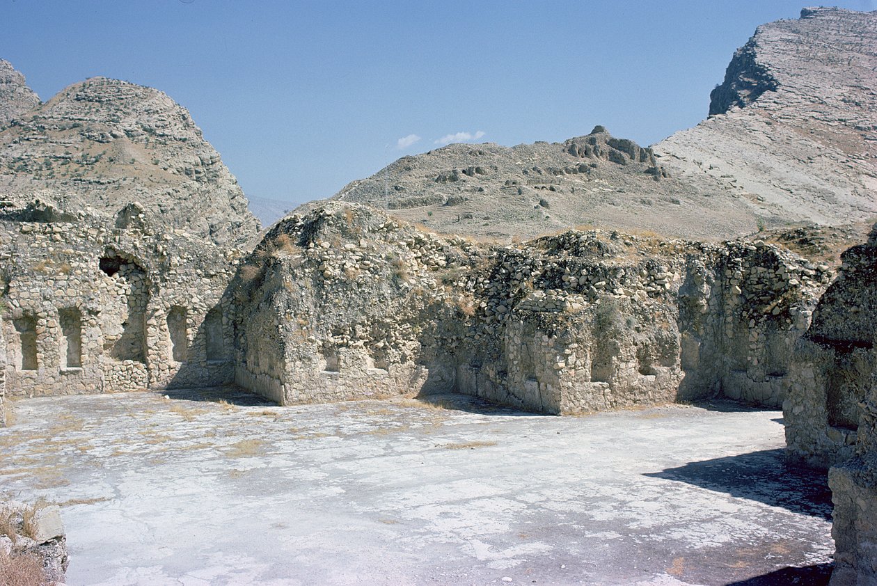 Ruines du palais du roi Shapur I (241-72), Sassanide - Unbekannt