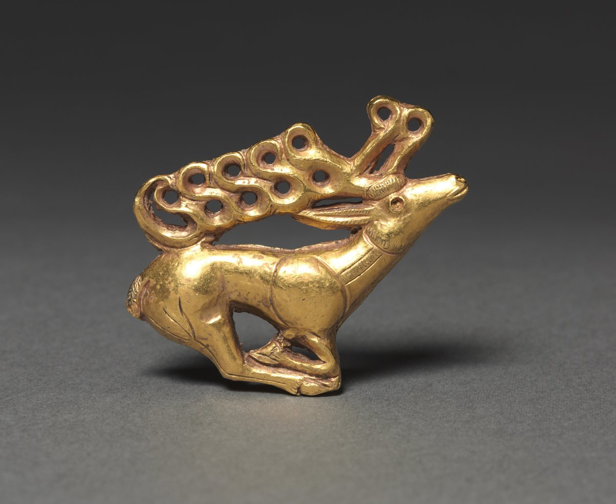 Plaque de cerf, 400-300 av. J.-C. - Unbekannt