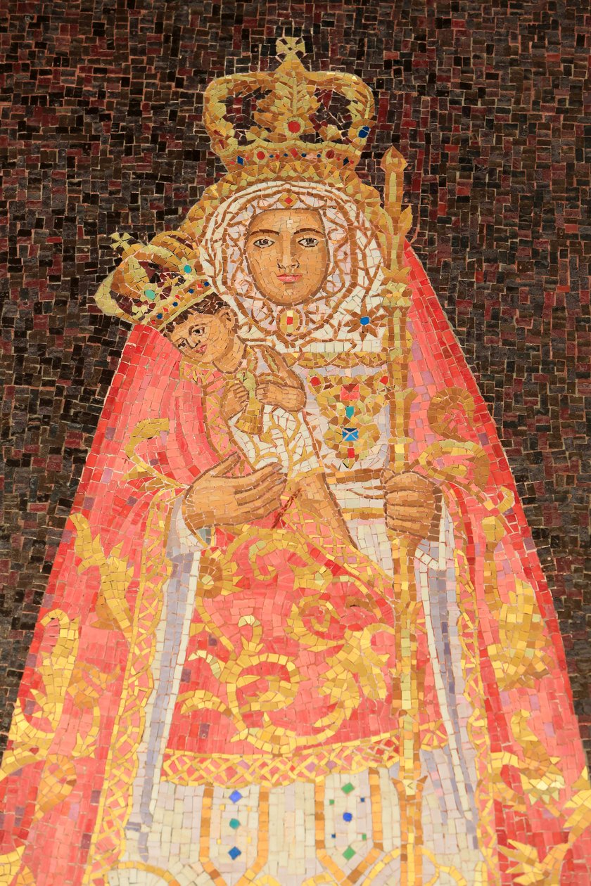 Vierge et enfant. Espagne. Basilique de l