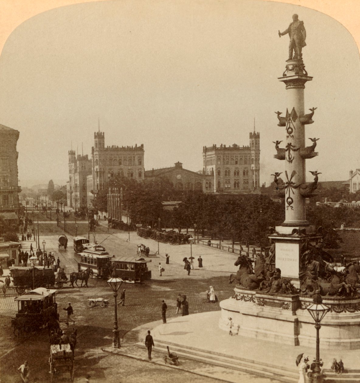 Le monument Tegetthoff, au Prater-Stern, Vienne, Autriche, 1898 - Underwood and Underwood