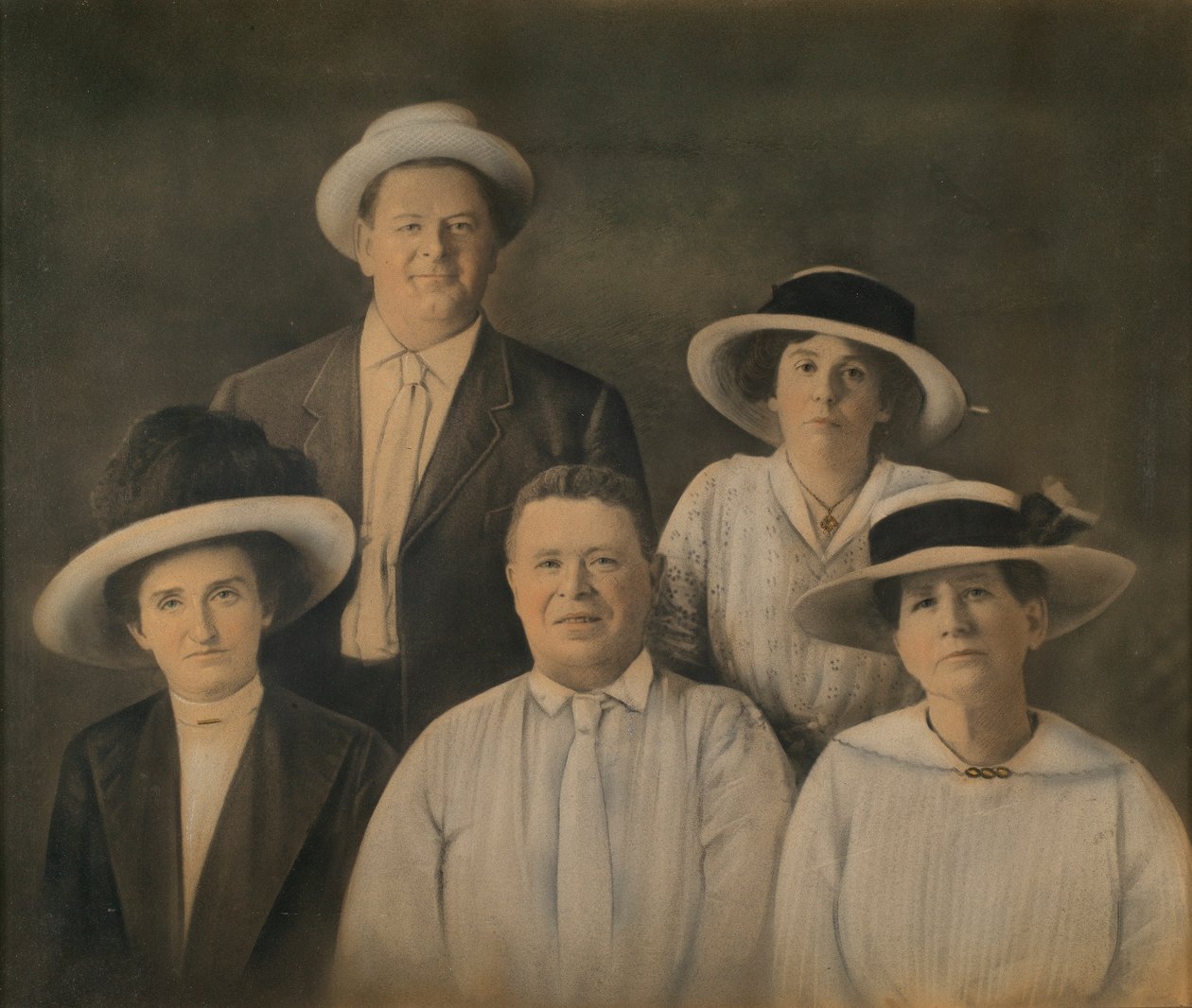 Portrait de groupe - Unidentified