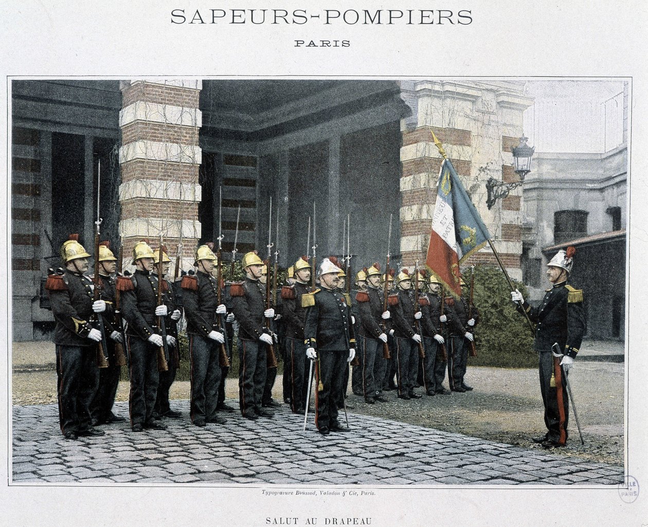 Pompiers : salut au drapeau - vers 1920 - Unknown artist
