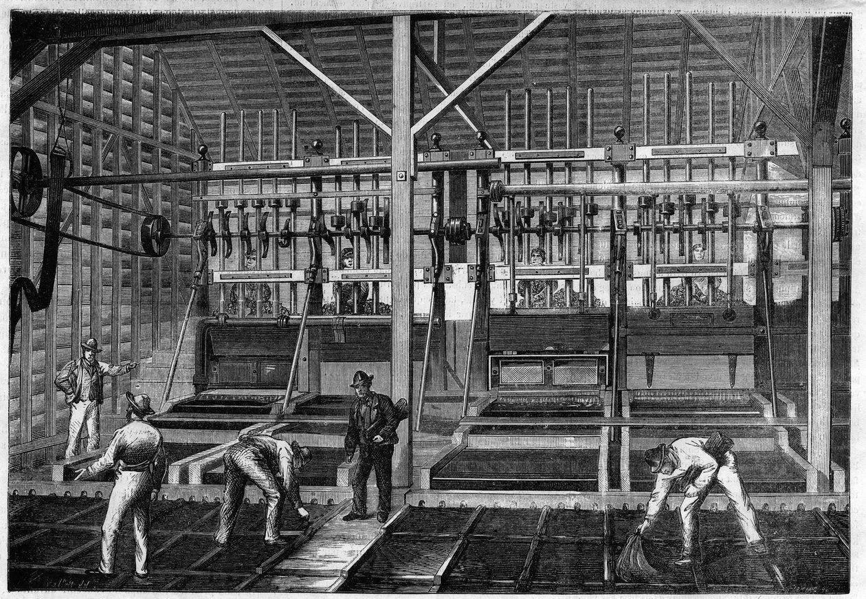 Exploitation minière : atelier de broyage du quartz aurifère trouvé dans les mines d