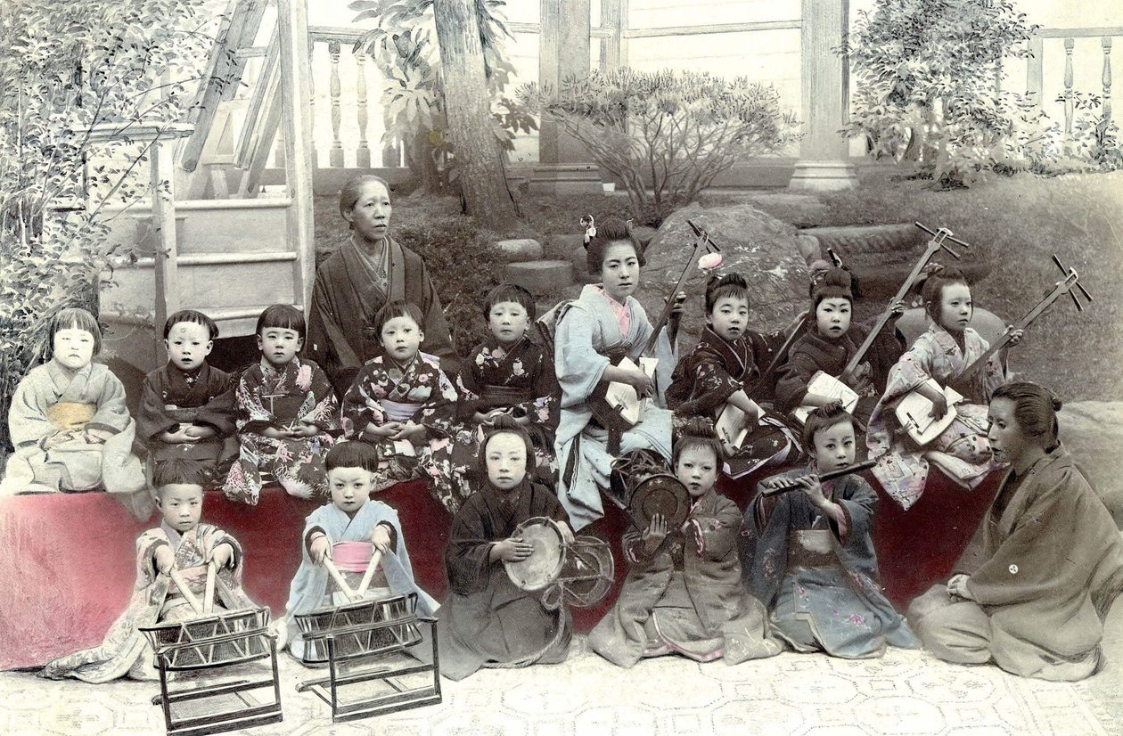 Enfants japonais jouant de la musique, fin du XIXe siècle - Unknown artist
