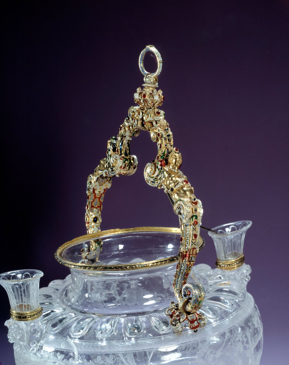 Poignée de vase en cristal de roche représentant l