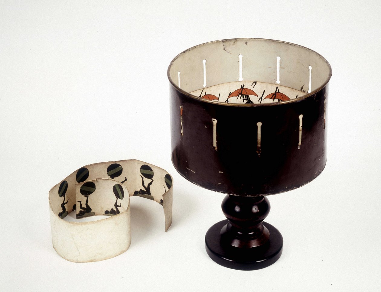 Le zootrope, inventé en 1833 par l