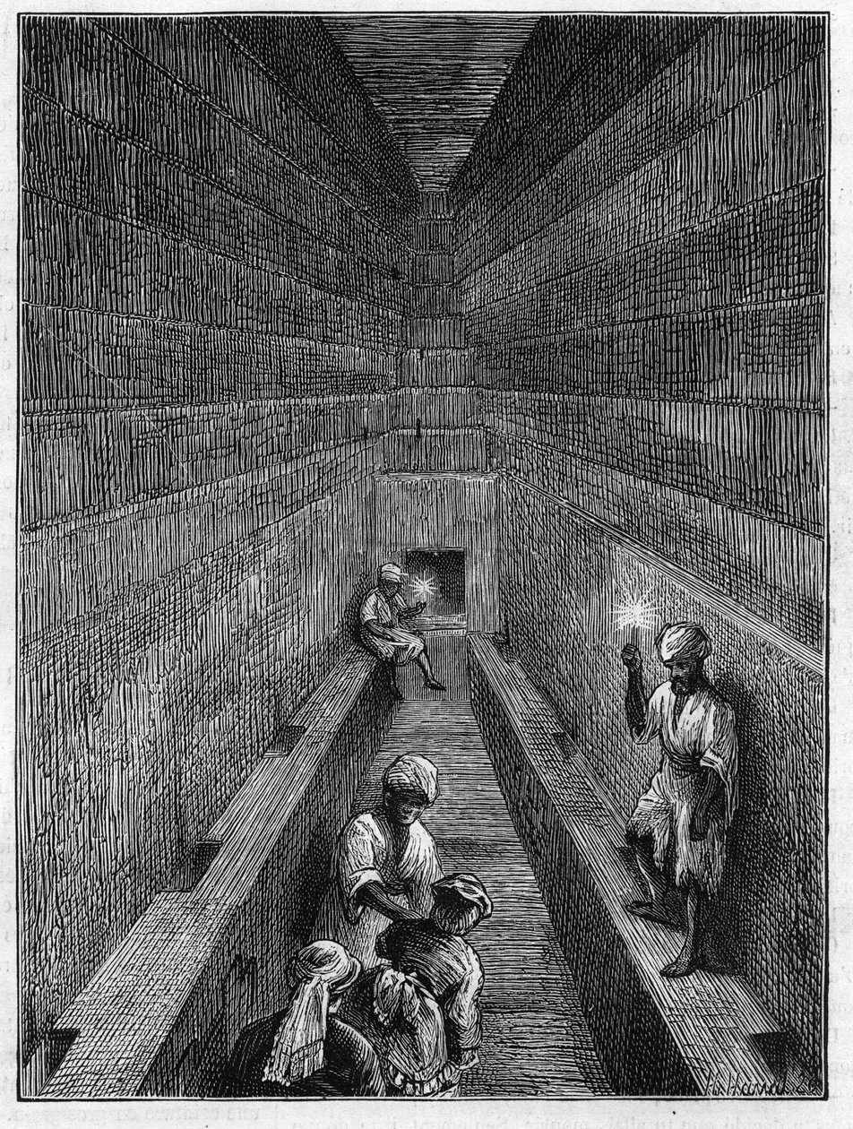 Vue de la grande galerie de la pyramide de Khéops à Gizeh, Égypte - Unknown artist