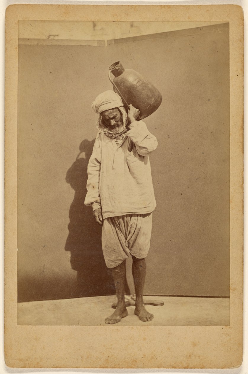 [homme arabe portant une cruche] - Unknown artist
