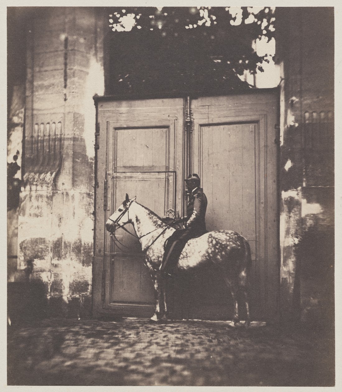 Cavalier noir devant une porte - Unknown artist