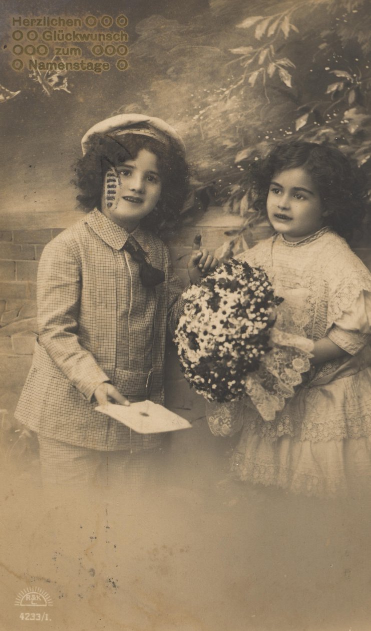 Carte de vœux historique, enfants en costume de poupée, kitsch, romantique - Unknown artist