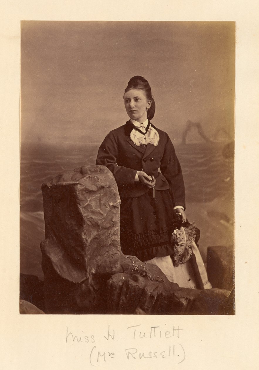 Mlle H. Tuttiett (Mme Russell) - Unknown artist